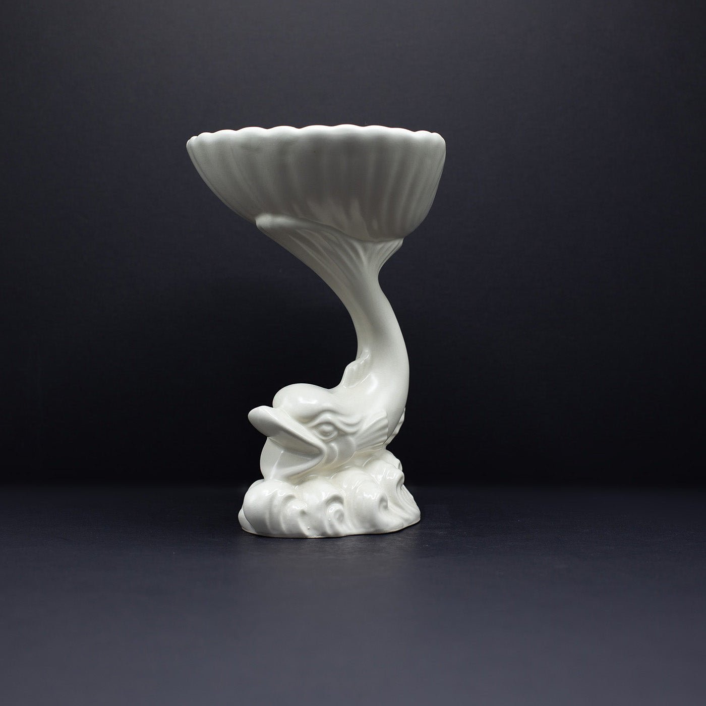 Dolphin And Shell Dish - FLORA BLACK