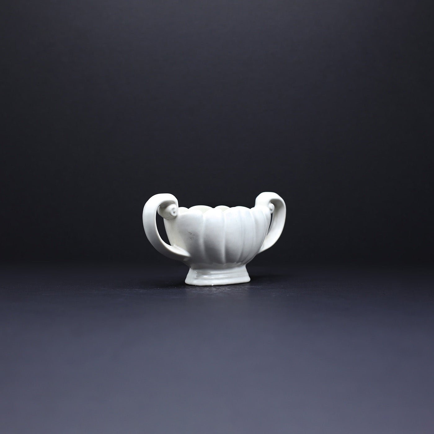 Teeny Mantle Vase - FLORA BLACK