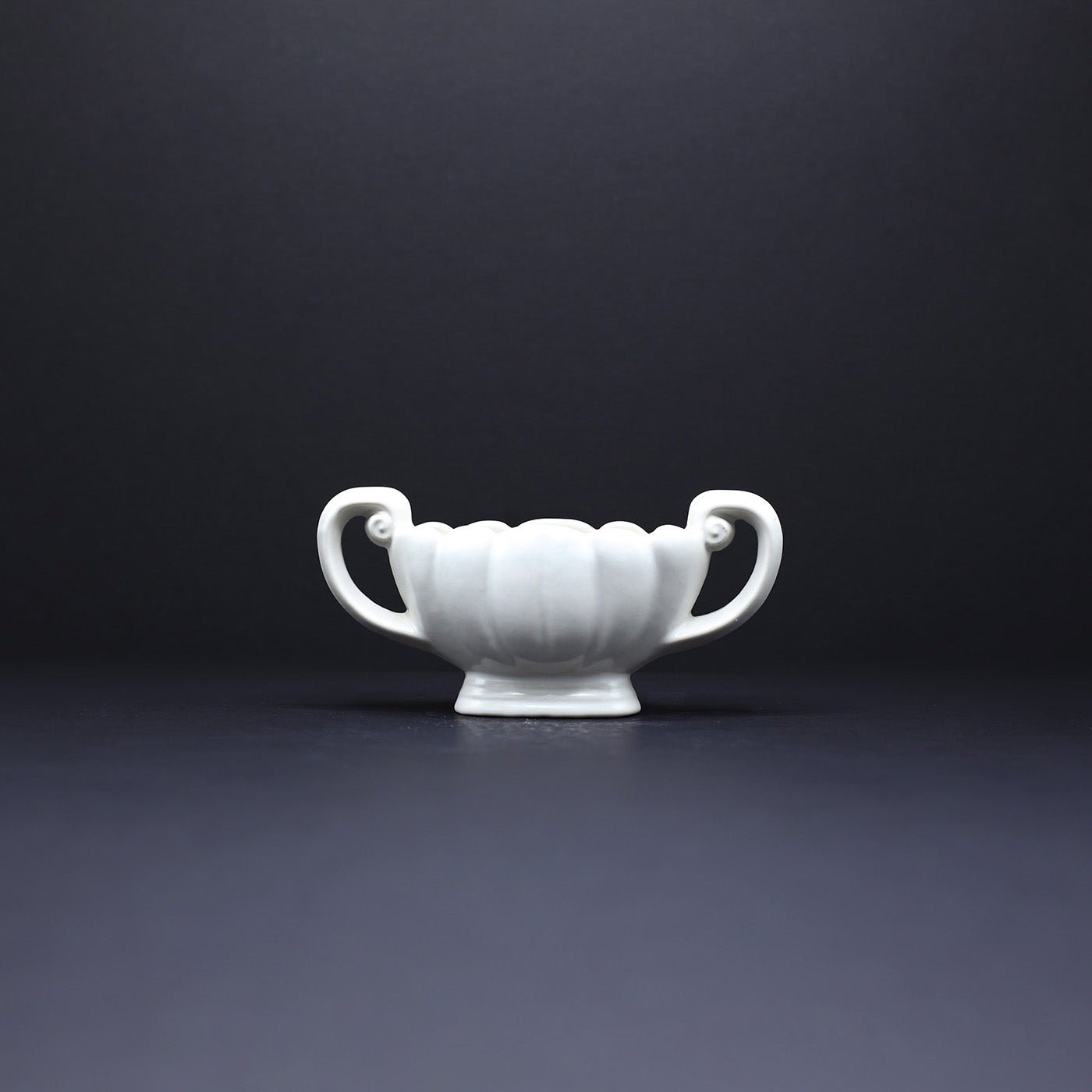 Teeny Mantle Vase - FLORA BLACK