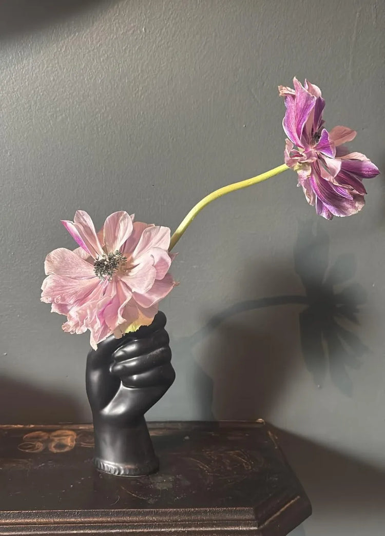 Plates – FLORA BLACK