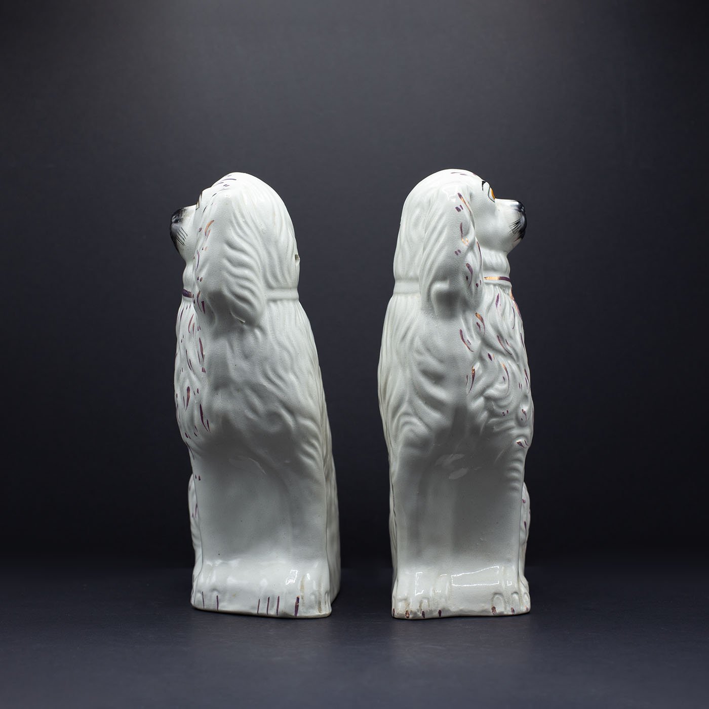 A Large Pair Of Very Fine Wally Dogs. - FLORA BLACK