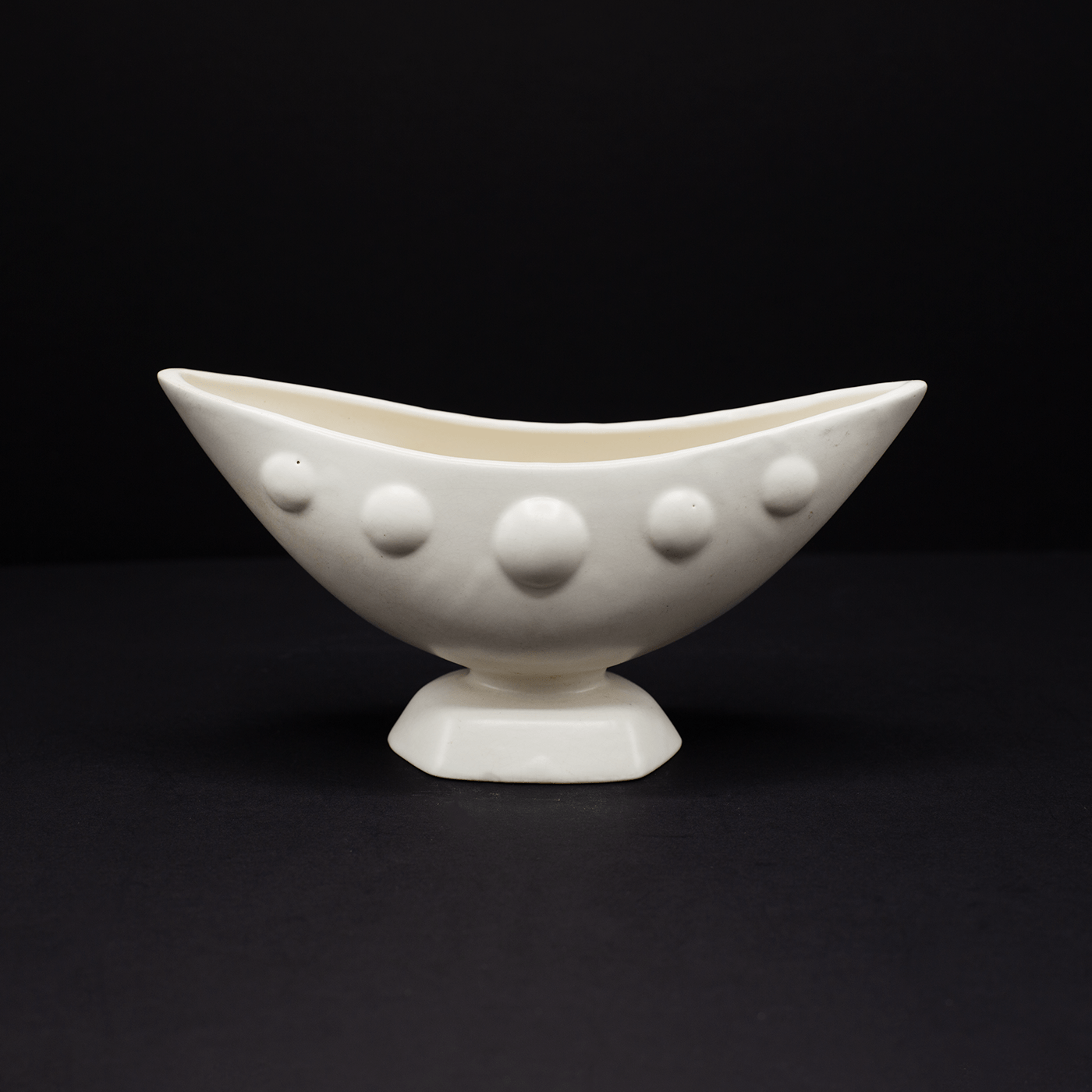 A Sweet Little Mantle Vase. - FLORA BLACK
