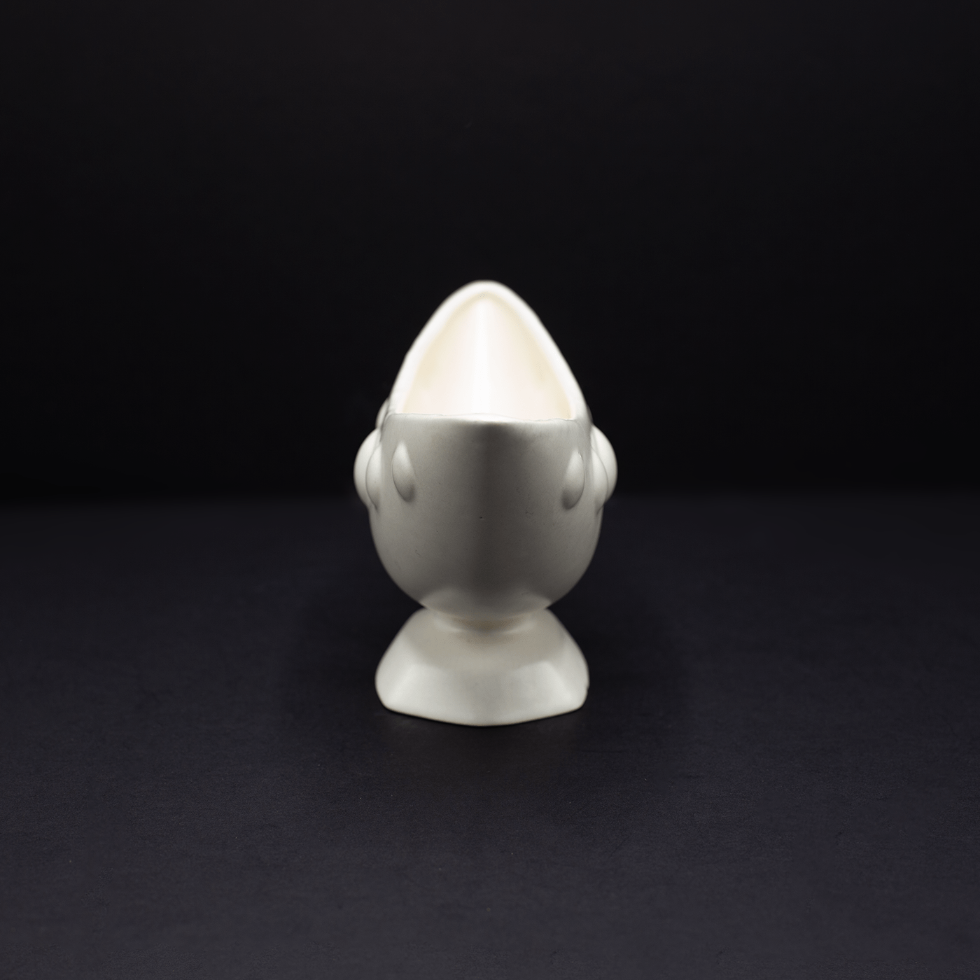 A Sweet Little Mantle Vase. - FLORA BLACK