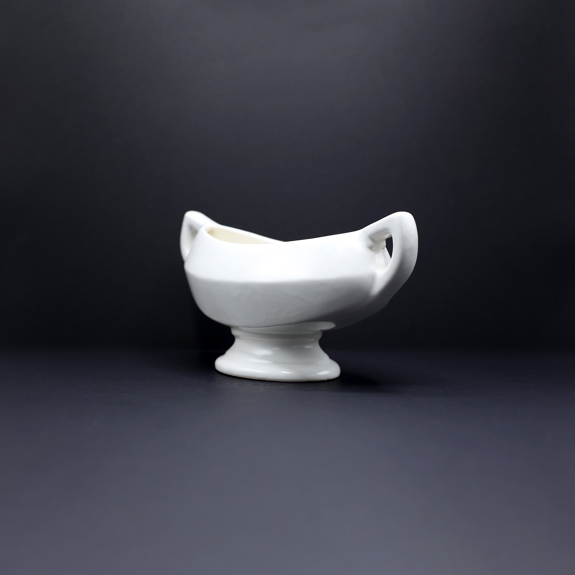 Glorious Deco Shaped Mantel Vase - FLORA BLACK