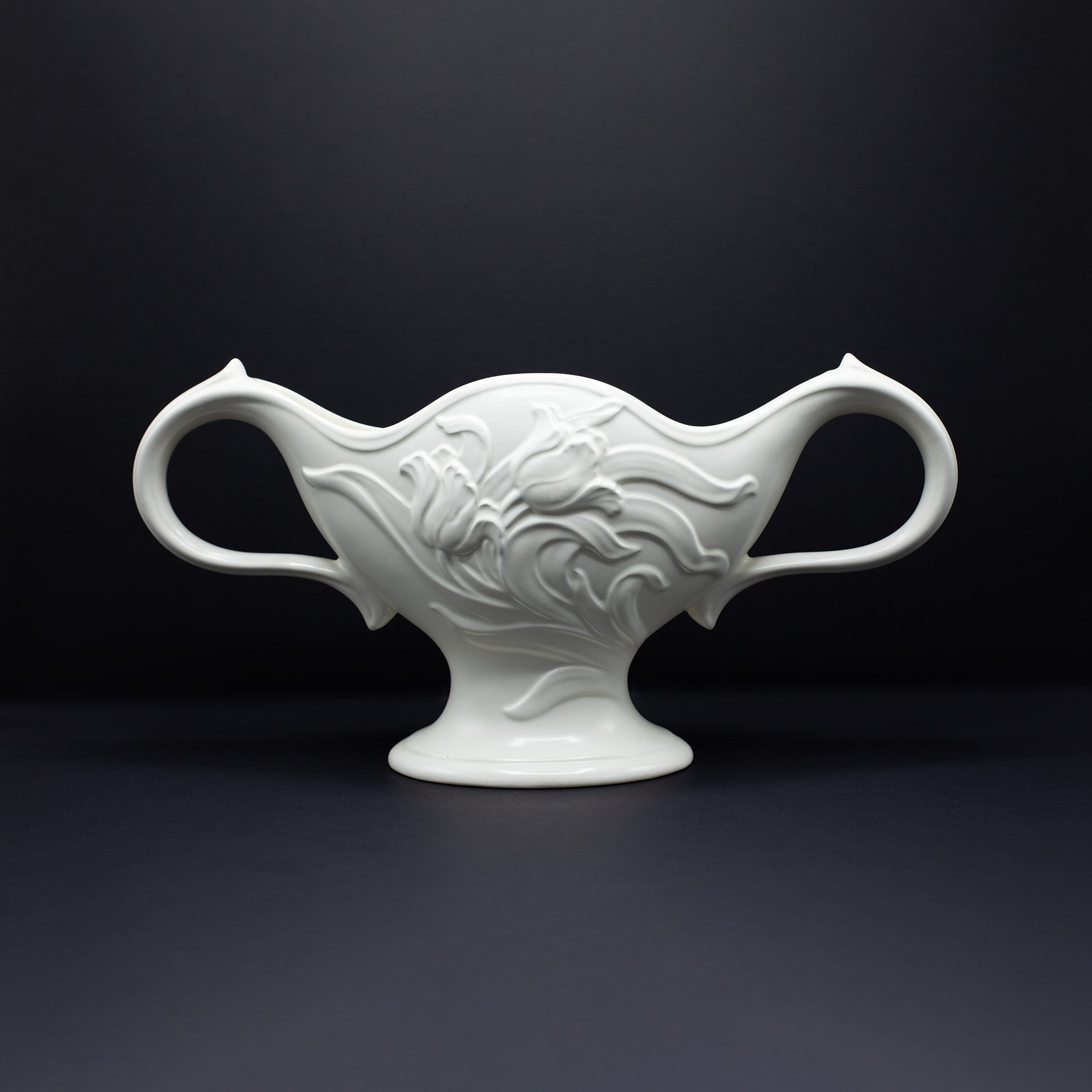 Large Mantel Vase with Tulip Relief - FLORA BLACK