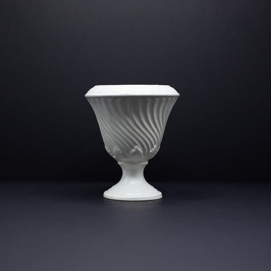 Medium Pedestal Vase - FLORA BLACK