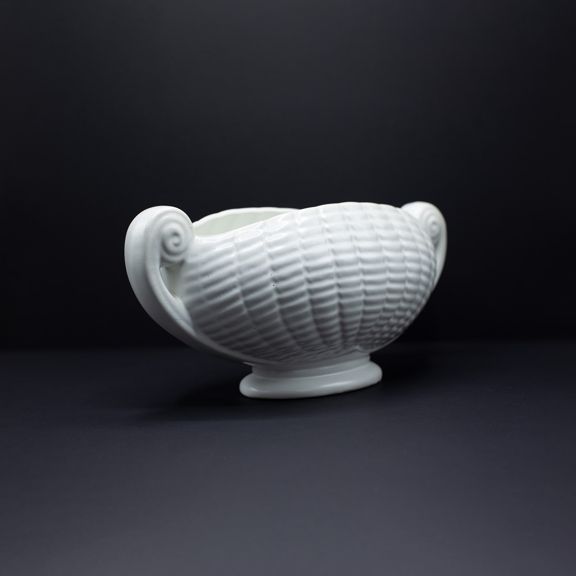 Scroll Handled Shell Vase - FLORA BLACK